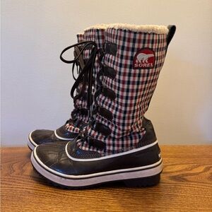 Sorel Women's Tivoli High waterproof snow boots red and black plaid. Size 7